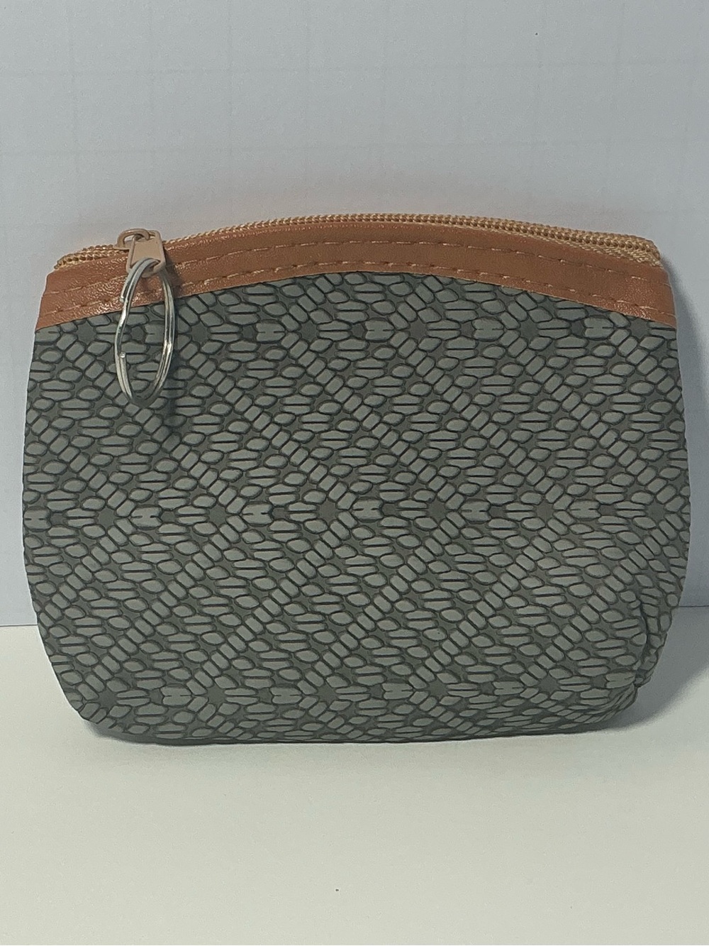 Textured Gray Coin Pouch with Tan Trim